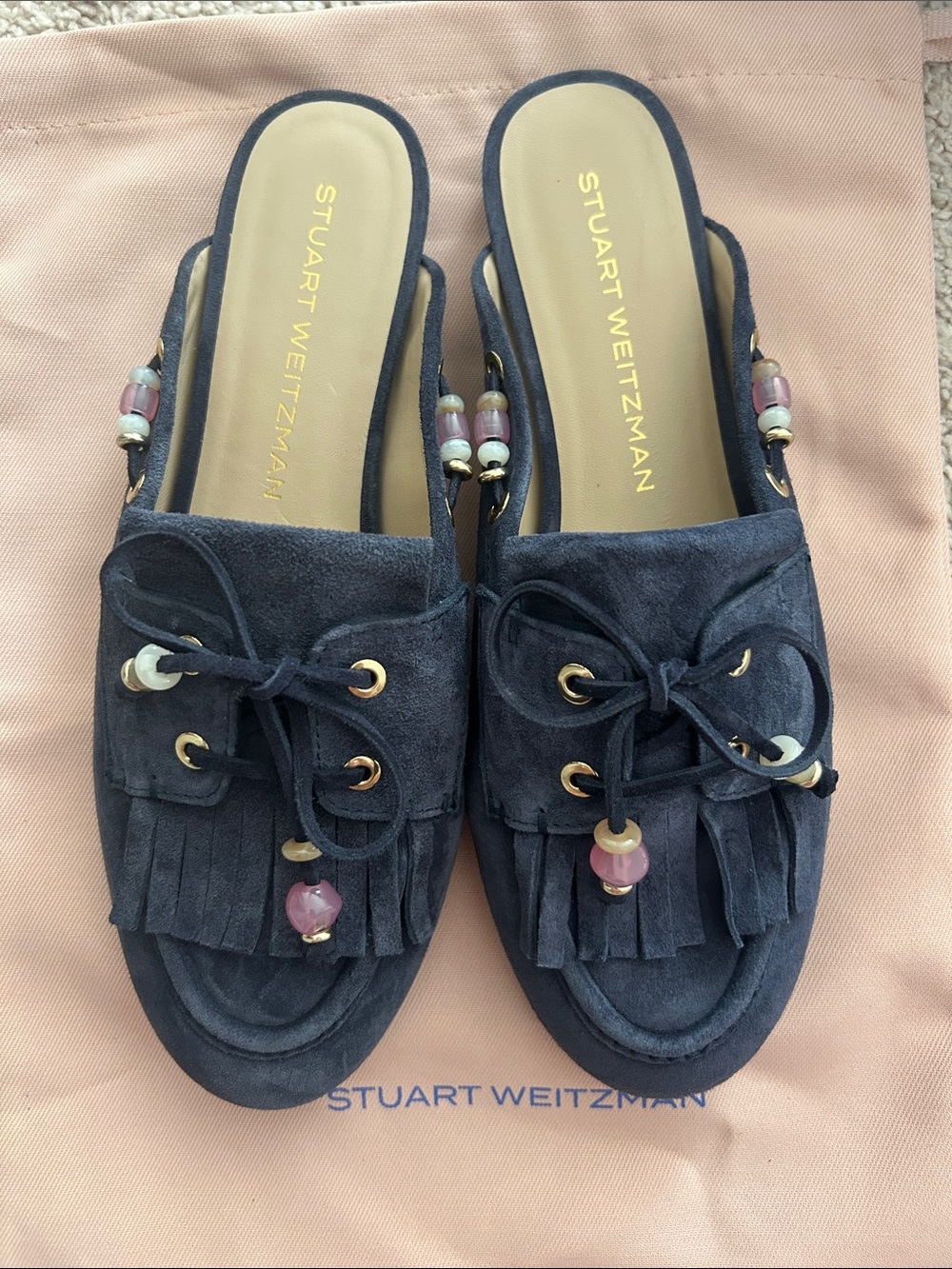 Stuart Weitzman Moccasin mule. Fit 7.5 - Picture 3 of 11